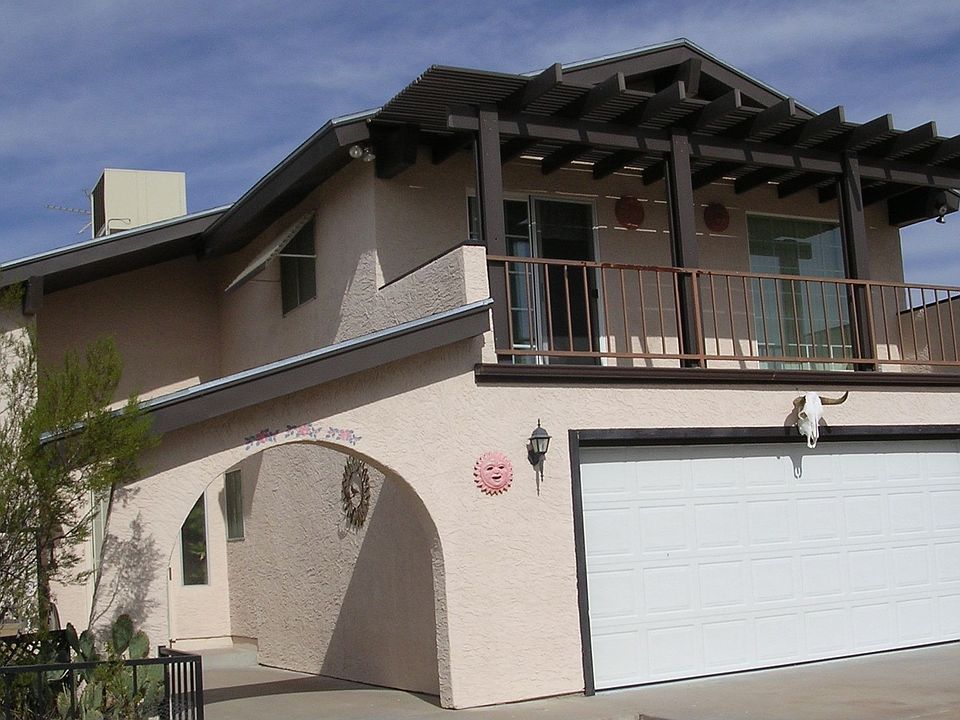 2 story south facing