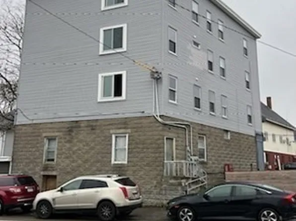 9 Greenwood St, Worcester, MA 01607