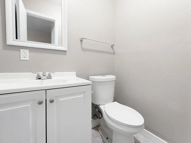 3430 Sockwell Blvd — Photo 4