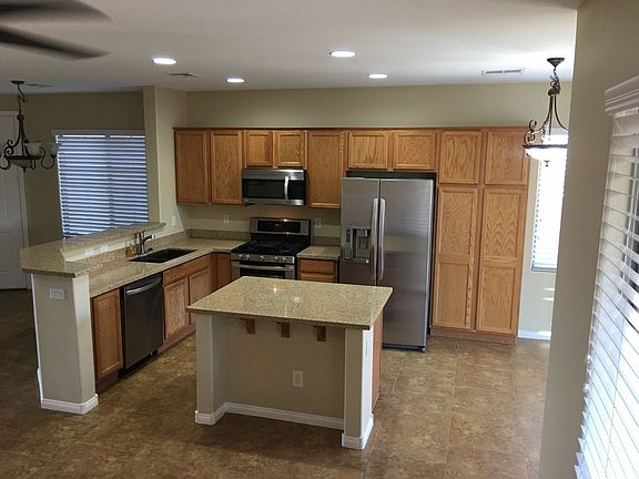 4th image of 371 Red Eucalyptus Dr