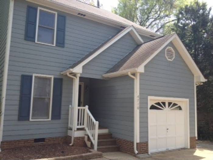 3bedrooms 21/2 baths