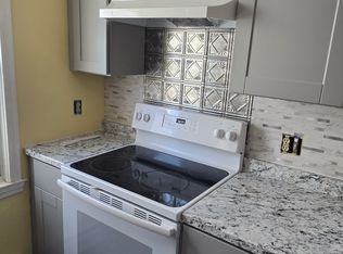 20 Messalonskee Ave, Waterville, ME 04901