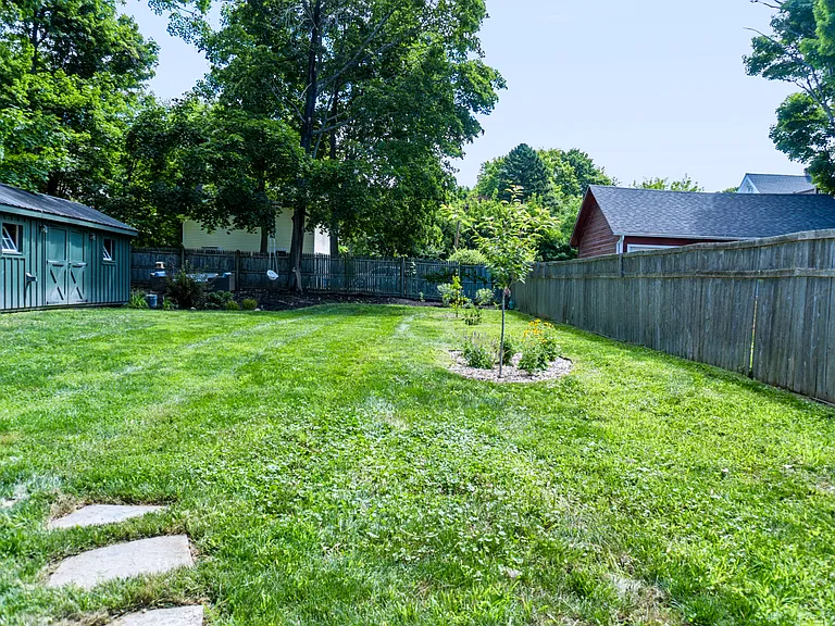 120 Church St — Photo 25