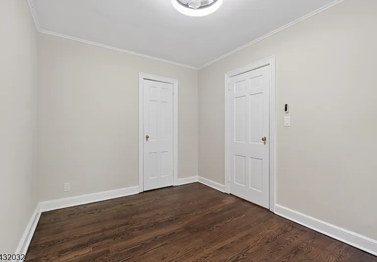180 Summit Ave #B — Photo 11