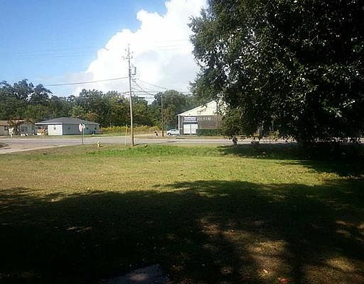 1st image of 1916 McVeay Ct