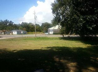 1916 McVeay Ct, Pascagoula, MS 39567