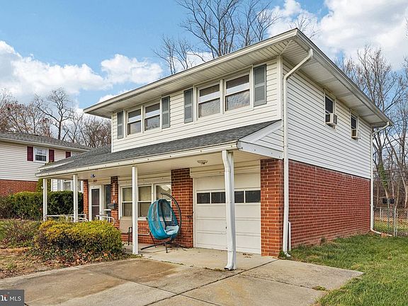 2nd image of 2623 Bardell Dr