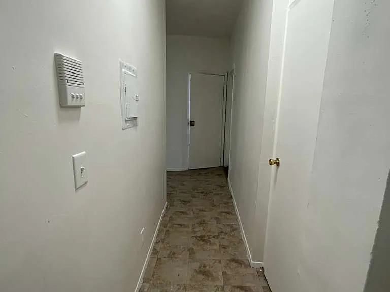 33 Storms Ave #3C — Photo 3