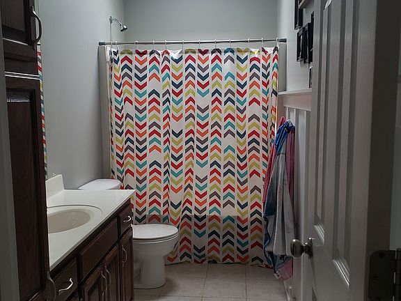 Main bathroom