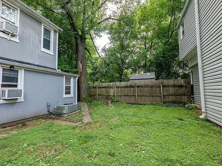 917 Dandridge Ave #B — Photo 9