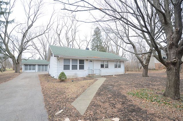 1st image of 23184 N Richards Ct