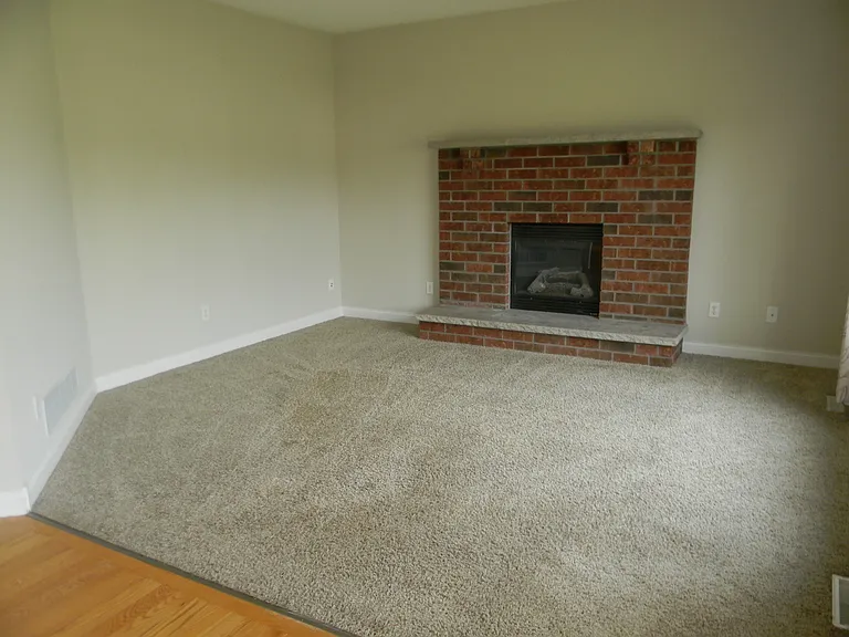 1012 Harvest Dr SW — Photo 6