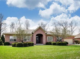 1268 Oakleaf Dr, Dayton, OH 45434
