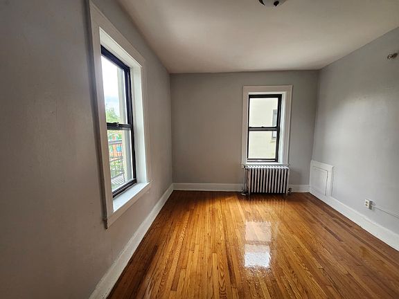 5th image of 47 Hill St #53E