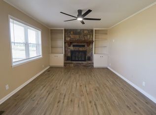 1705 Bixby Rd, Mounds, OK 74047