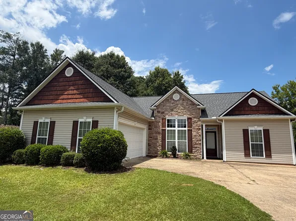 105 Creekside Dr, Lagrange, GA 30240