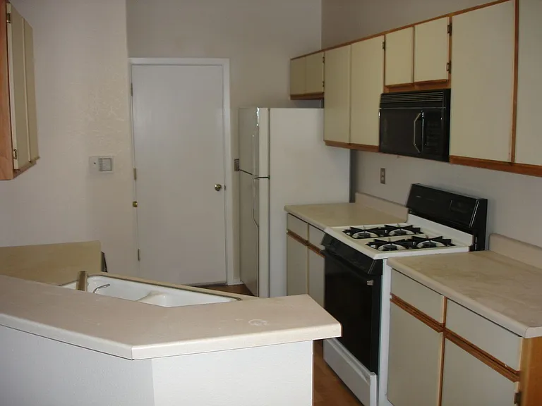 4071 Leeward Ct — Photo 14