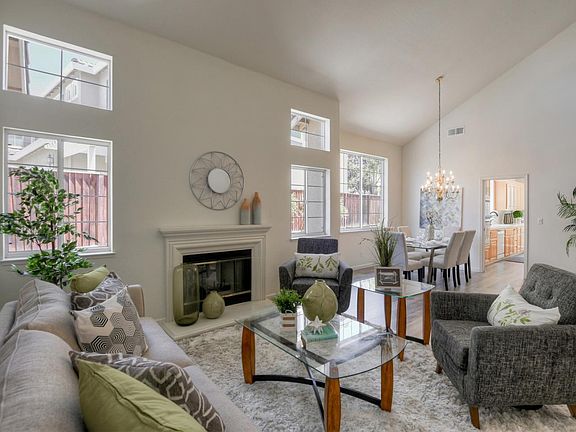 5th image of 3266 Placido Ct