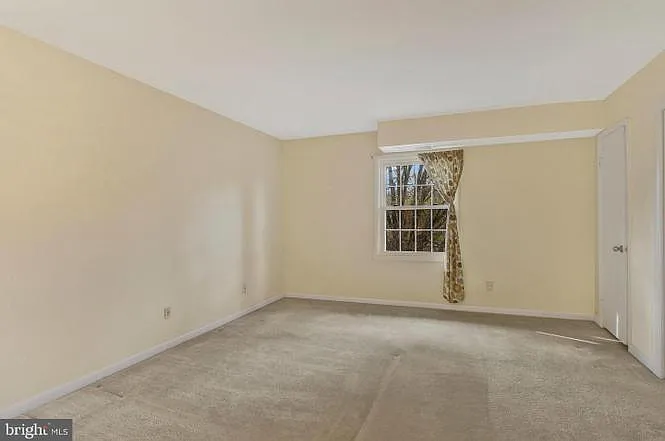 3846 Lyndhurst Dr #302 — Photo 14