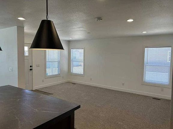 3rd image of 400 W Baseline Rd #252