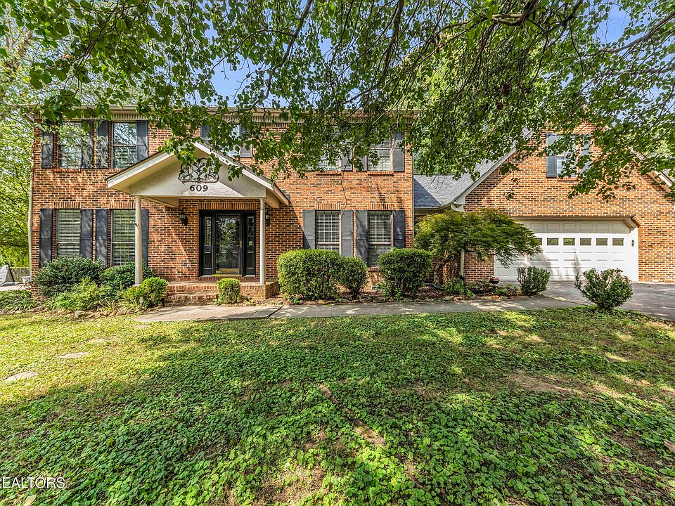 1st image of 609 Lark Meadow Dr