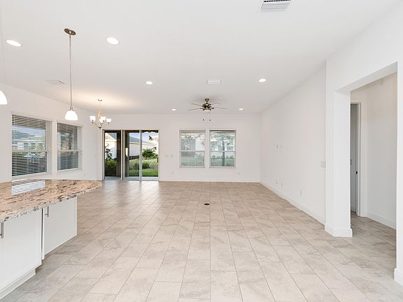4th image of 3754 NW 55th Cir
