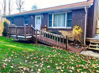 109 Justice Ln, New Stanton, PA 15672