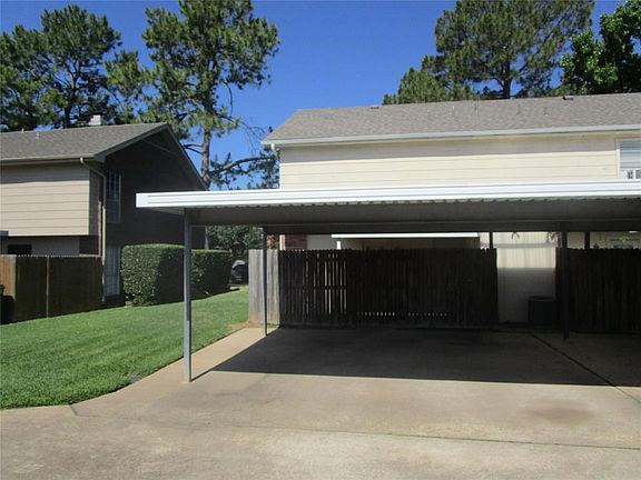 2nd image of 607 Saint Charles Dr