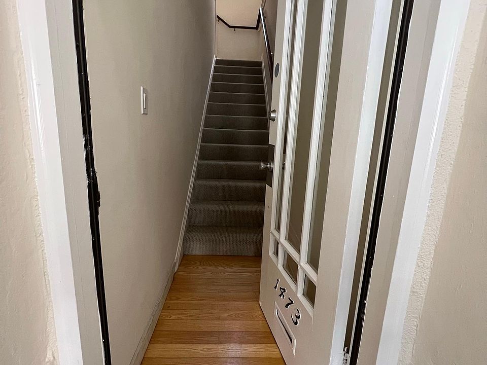 Entry way