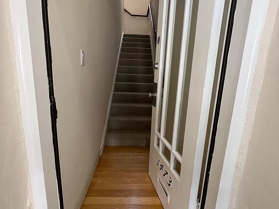Entry way