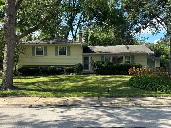 541 Cypress Dr
