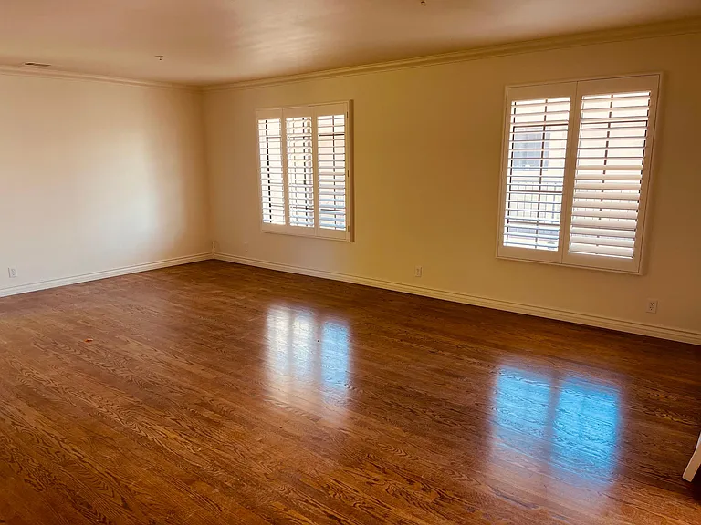 5-1625 E Elizabeth St #5 — Photo 4