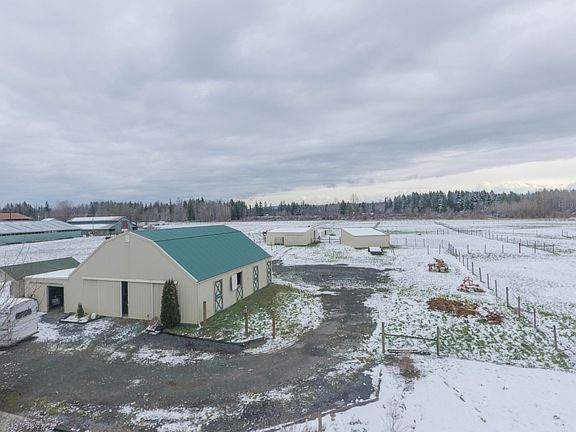 3rd image of 32601 78th Ave E