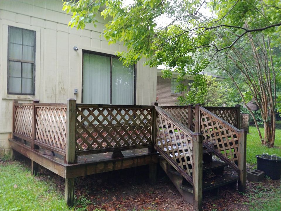 2nd image of 2202 Millswood Rd