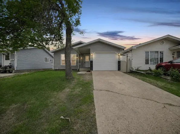 181 N Windsor Dr, Wood Buffalo, AB T9H 4R1