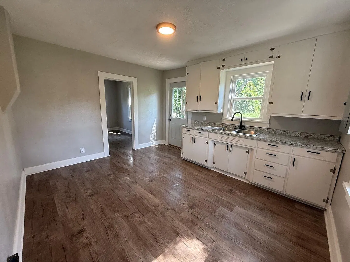 Freshly Renovated Home for Rent in Stockton, MO! — Photo 4