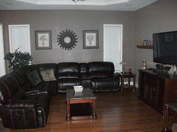 3rd image of 3513 Walden Reserve Dr