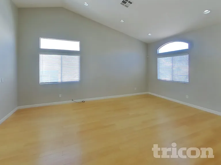 1166 Picked Petal Ct — Photo 2