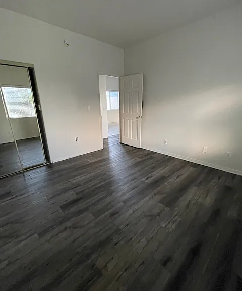 640 W 26th St #5 — Photo 3