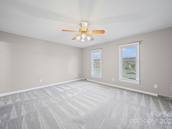 4th image of 3023 Tradd Dr