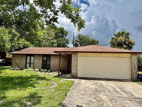 1745 Patricia Ln Photo 1