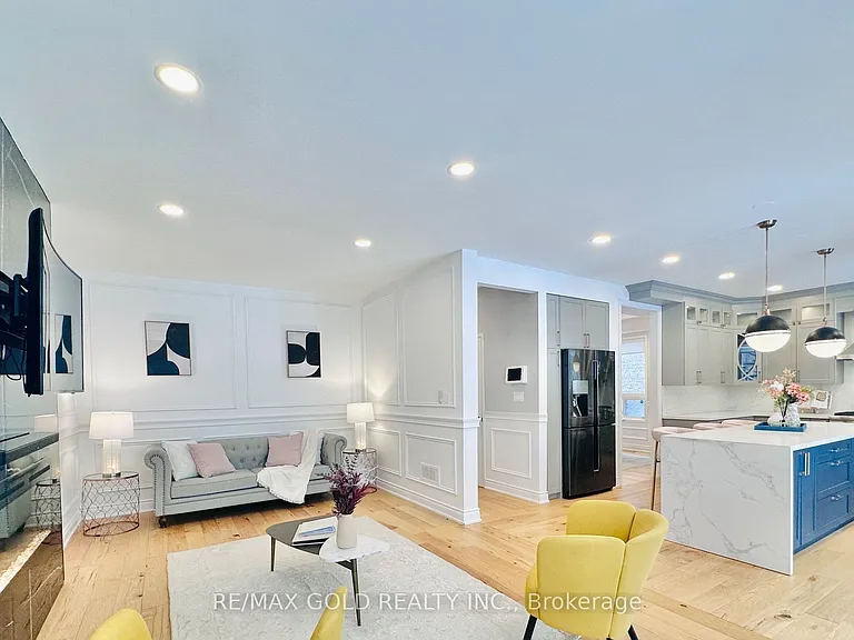 2293 Woodcrest Dr — Photo 16