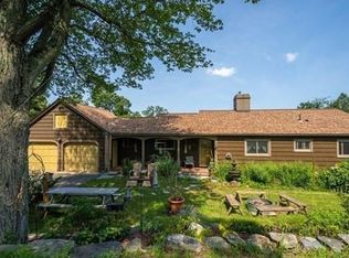 26 Park Rd, Monson, MA 01057