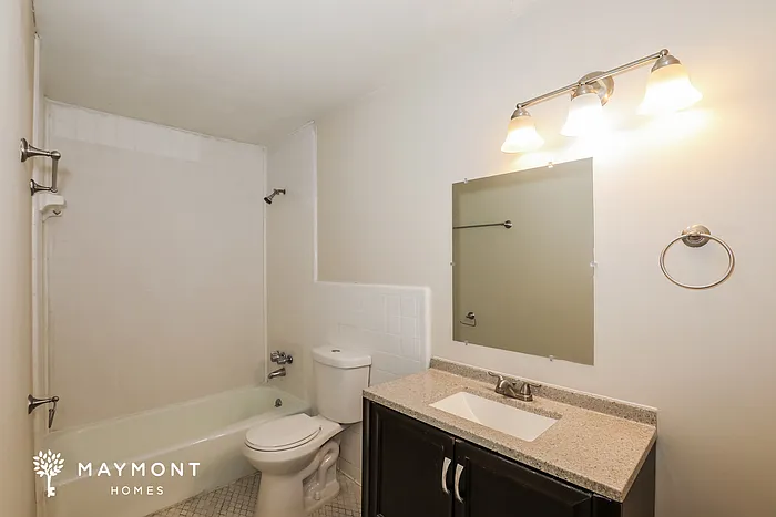1684 Regency Pl — Photo 14