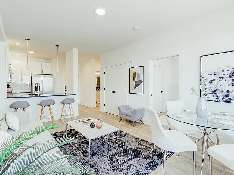 520 view — Photo 11