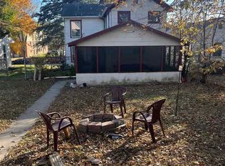 818 E Jefferson St, Iowa City, IA 52245