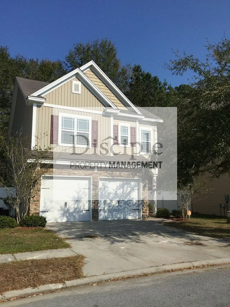 3 bed, 2.5 bath, 1728 sqft, $2,200 — Photo 1