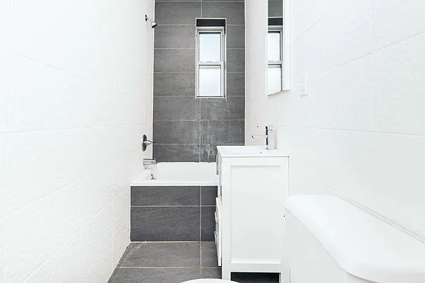 Rented by Nooklyn NYC LLC | media 7