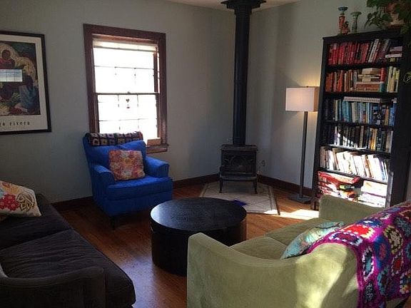 Living room (w/ wood stove)