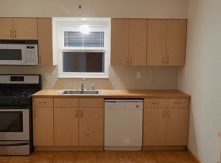 239 Riverview Pl FLOOR 2, Cliffside Park, NJ 07010